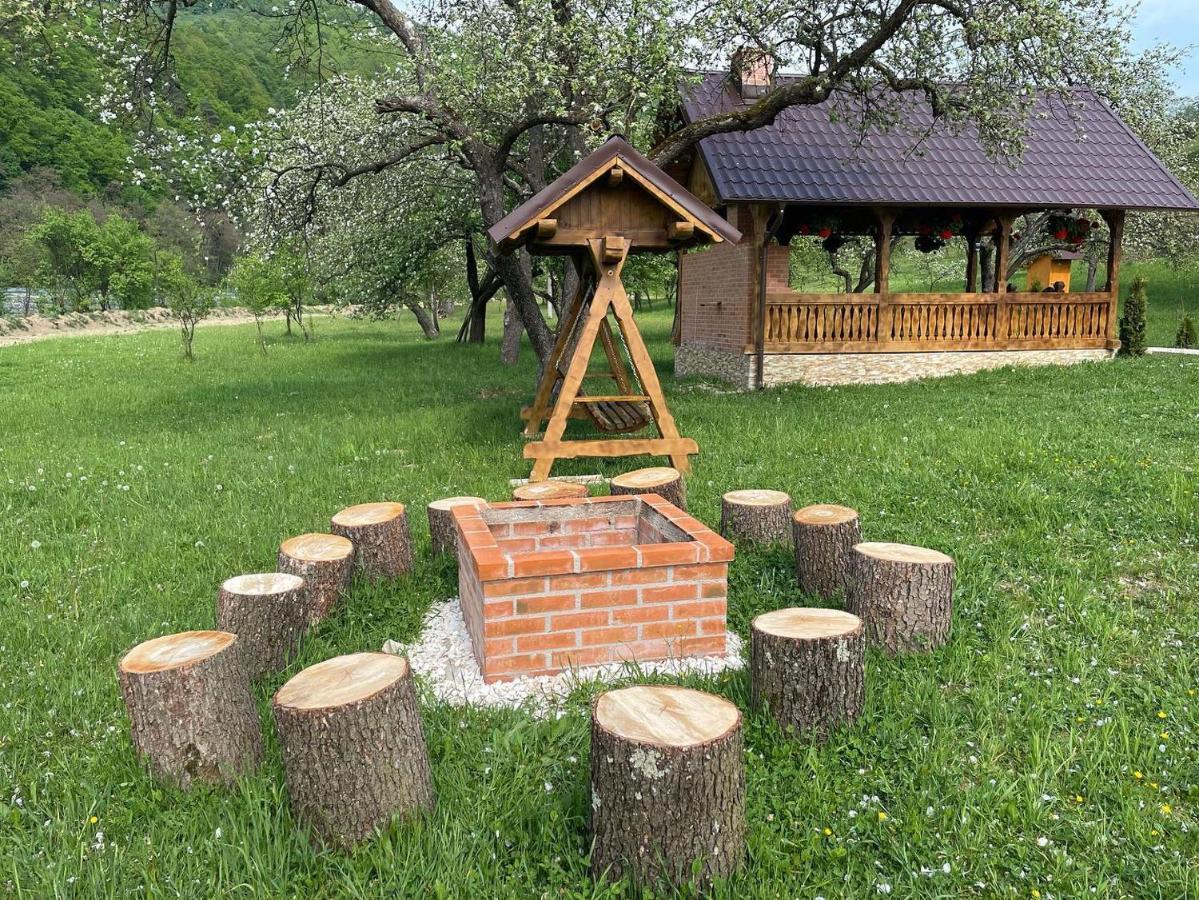 Pensiunea Hai In Maramures Barcánfalva Kültér fotó